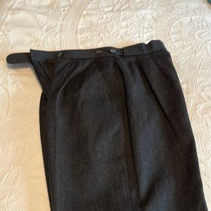 Harve Benard charcoal gray wool slacks size 8 in perfect condition